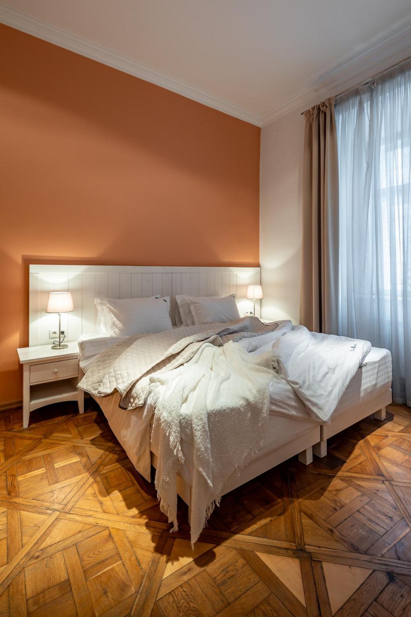 Romari Площа Ринок 28 Leilighet Lviv Eksteriør bilde